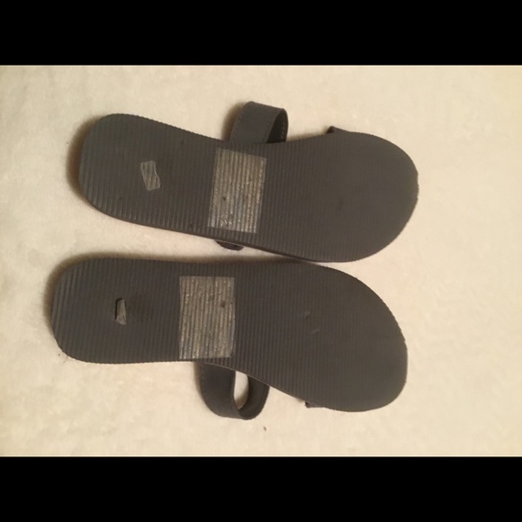 American Eagle Sandals - Picture 2 of 2